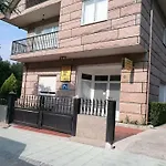 ゲストハウス As Termas Bubaces